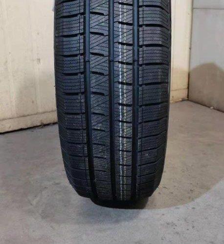 Zimska MINERVA 225/65R16C 112/110R3PMSF Frostrack VAN m+s
